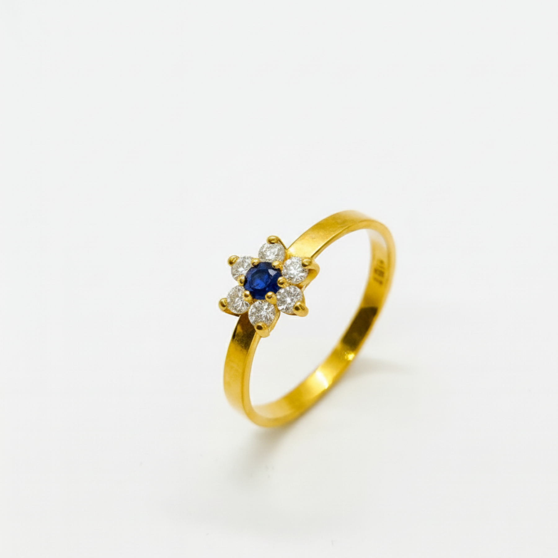 Anillo Flor Grande con Cristales Oro 18k