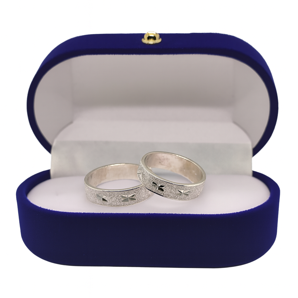 Argollas de Matrimonio Planas 4mm Facetada Modelo Satinado con Estrellas Plata Nacional