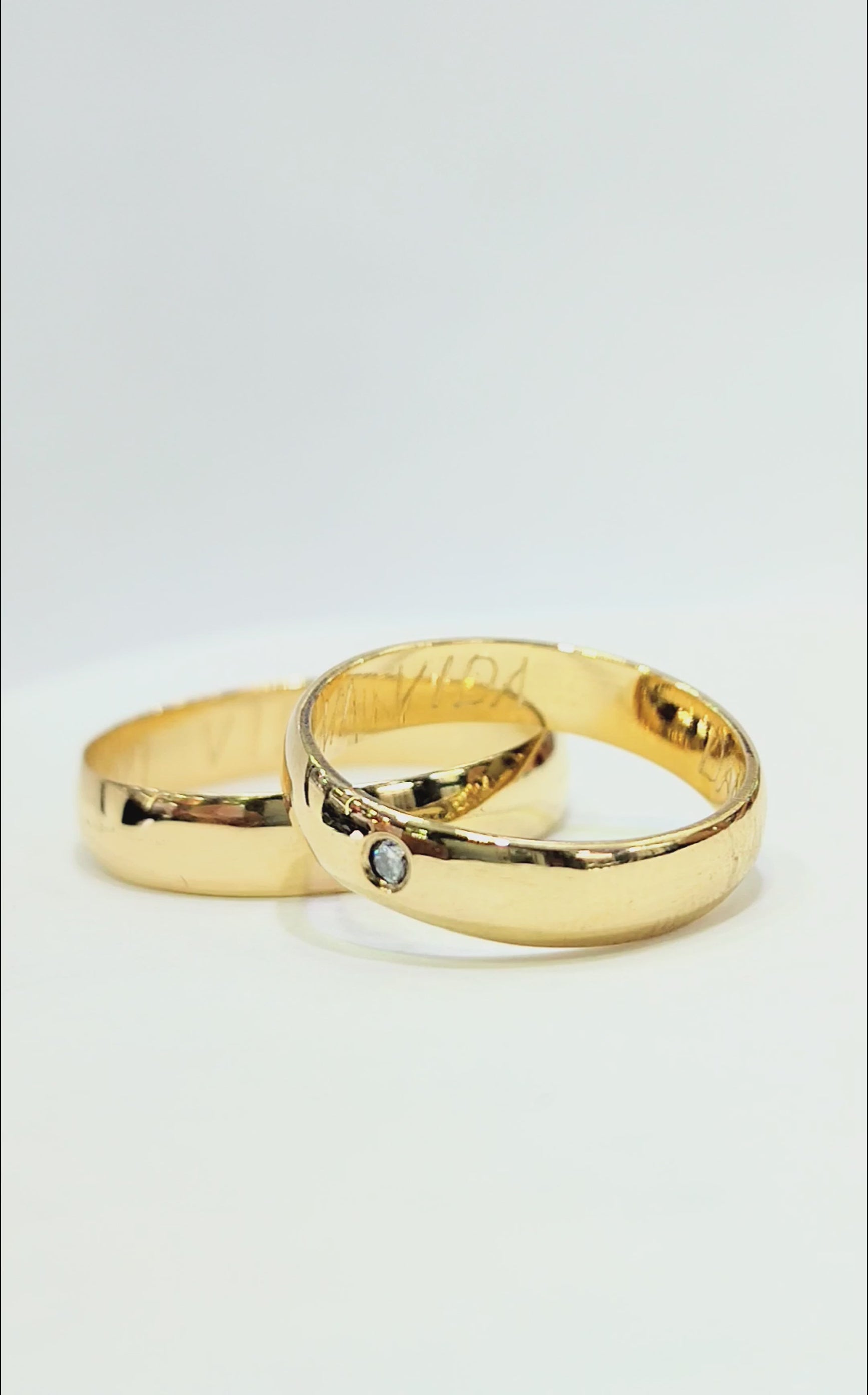 Argollas de Matrimonio Media Caña 4mm Oro 18k