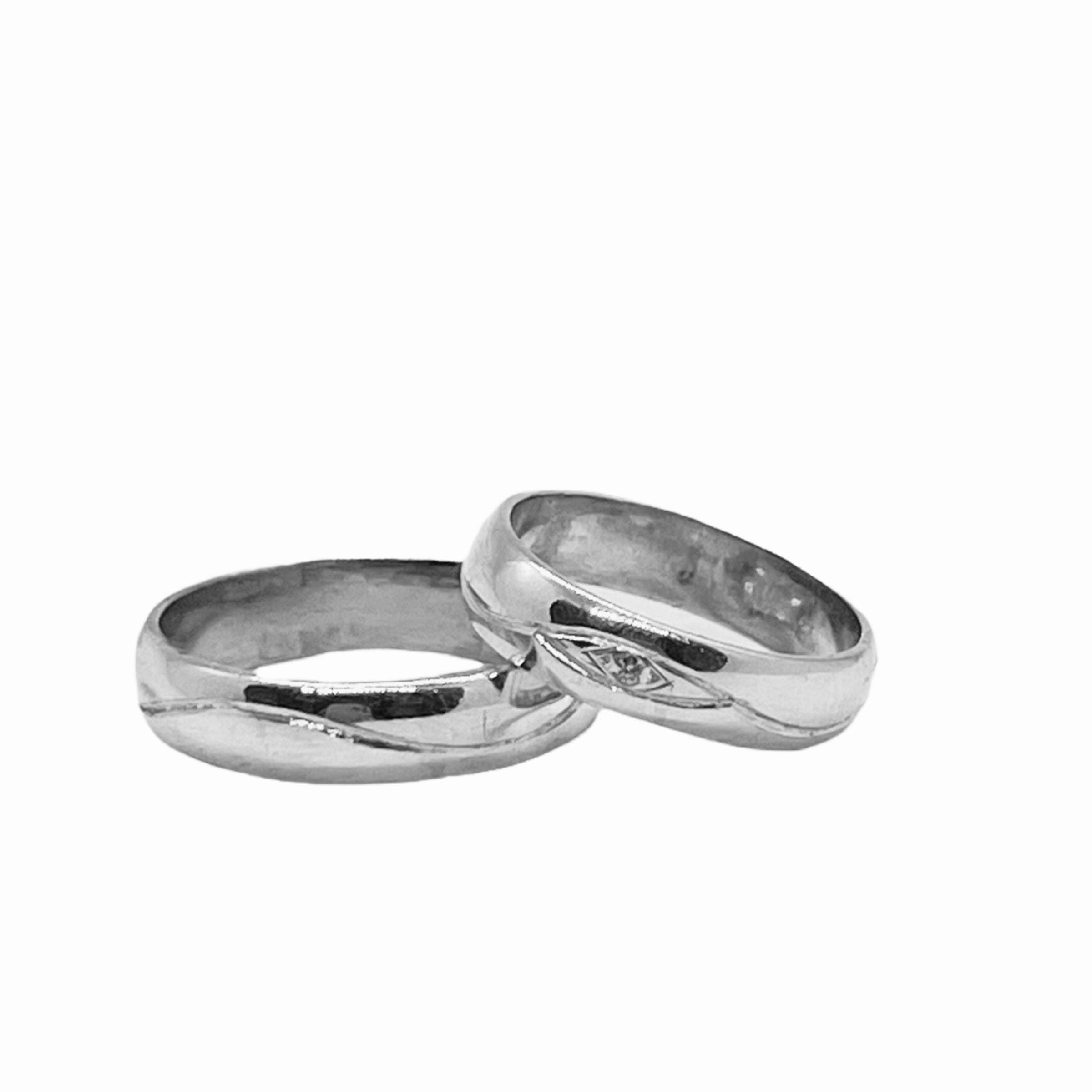 Argollas de Matrimonio Media Caña 4mm con Olas y Cristales Plata Nacional